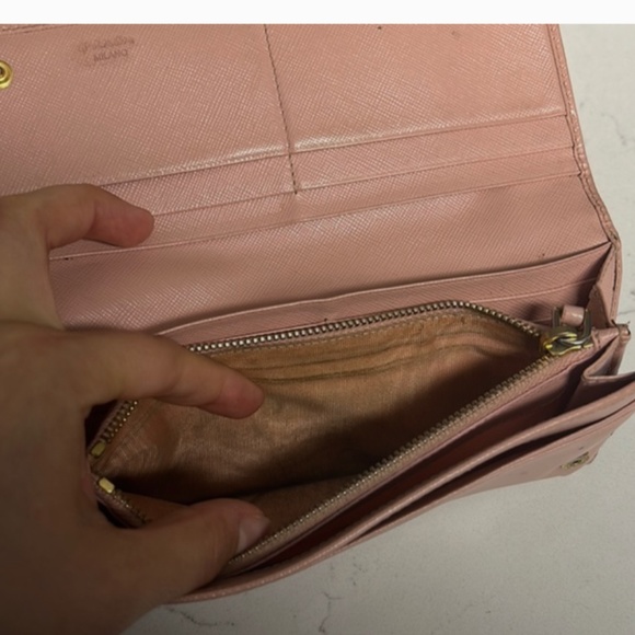 Prada Saffiano Bow Wallet in Pink - Picture 8 of 13